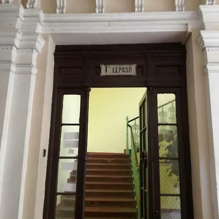 Apartment Quiet Oasis Kiraly Str. *